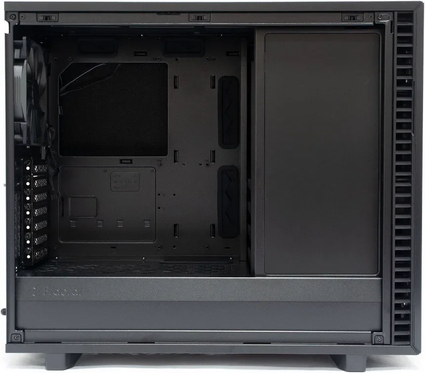 Fractal Design Define 7 PCGH mATX - vue 4