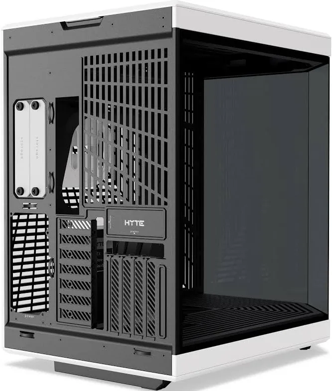 HYTE Y70 mATX - vue 5