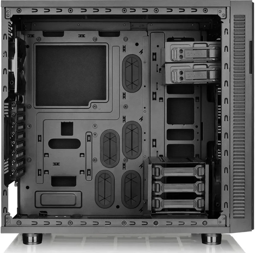 Thermaltake Suppressor F31 ATX - vue 3
