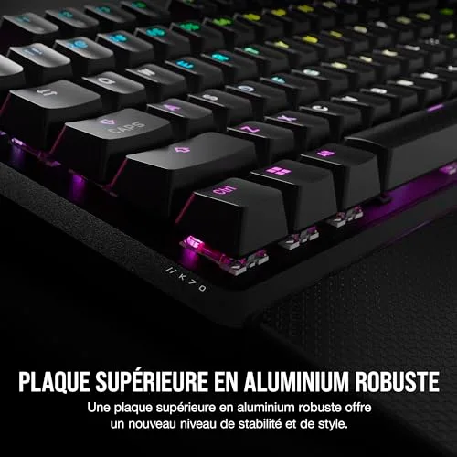 Corsair K70 Core RGB Full-size AZERTY avec Repose-Paume MLX Red - vue 5