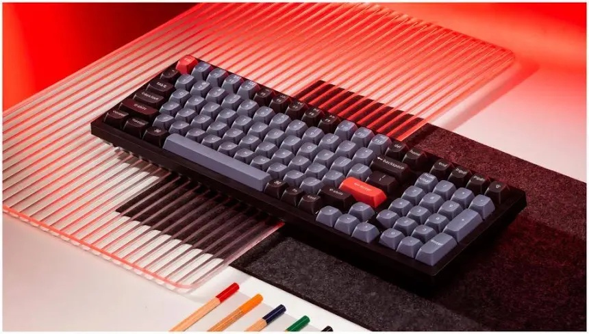 Keychron K4 Pro QMK RGB Rouge Noir - vue 4