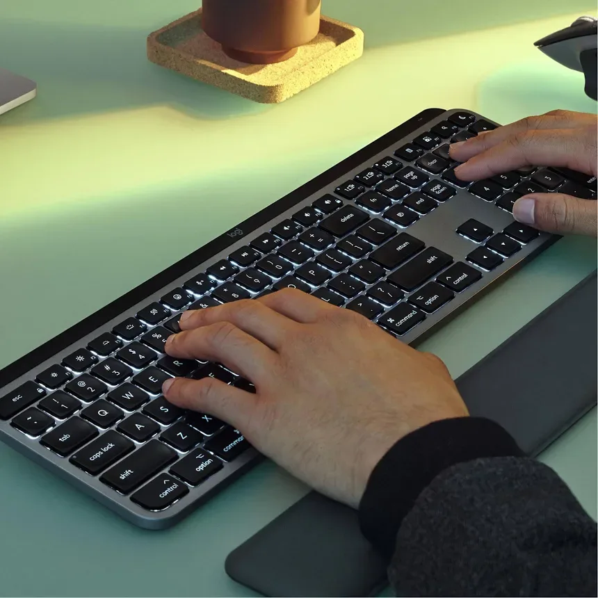 Logitech MX Keys S Gris - vue 4
