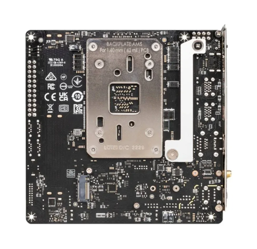 MSI MPG B650I EDGE WIFI AMD B650 Mini-ITX WiFi 6E40 image 5