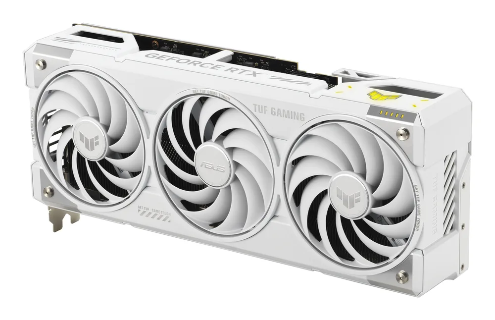 asus GeForce RTX 5070 Ti TUF BTF OC WHITE Edition image 2