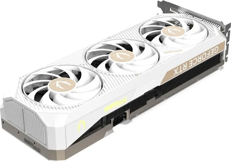Zotac GAMING GeForce RTX 5070 Ti 16 Go GDDR7 SOLID CORE OC Triple Fan image 3