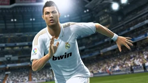 PES 2013 : Pro Evolution Soccer [import espagnol] - vue 3