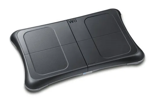 WII FIT PLUS NOIR + BALANCE BOARD - vue 2