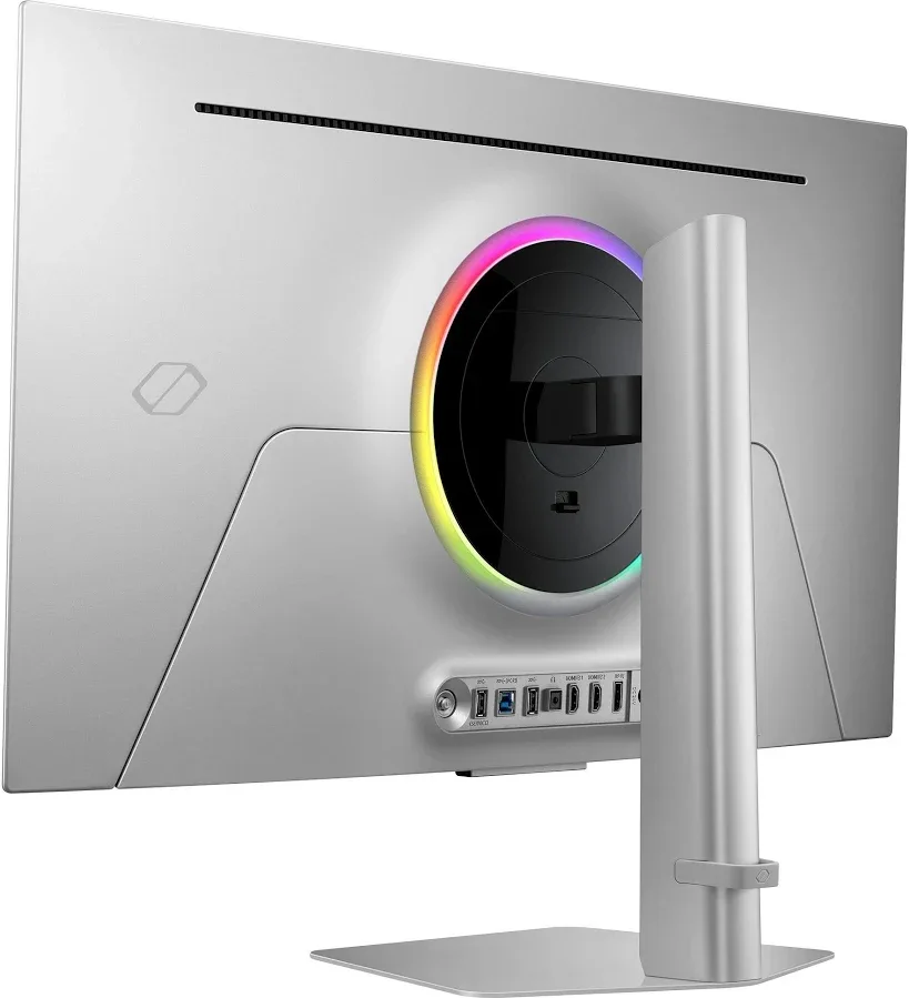Samsung Odyssey OLED G81 32 pouces - vue 5