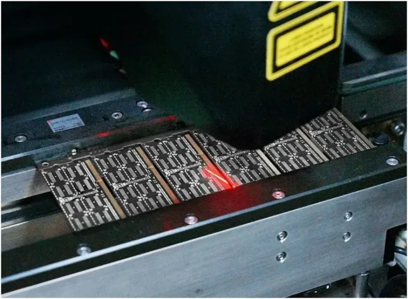 Apacer 8 Go DDR4 3200 MHz - vue 3