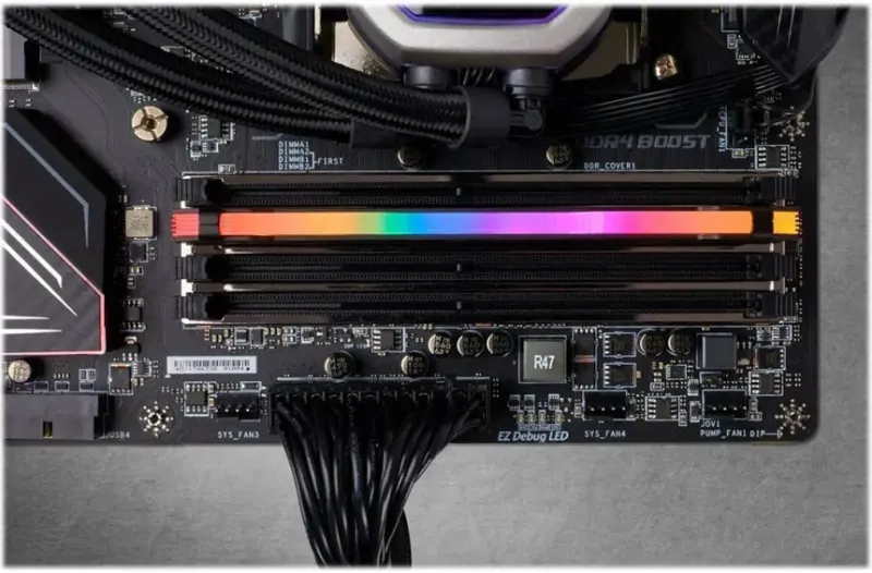 Corsair Vengeance 8 Go DDR4 3200 MHz - vue 5