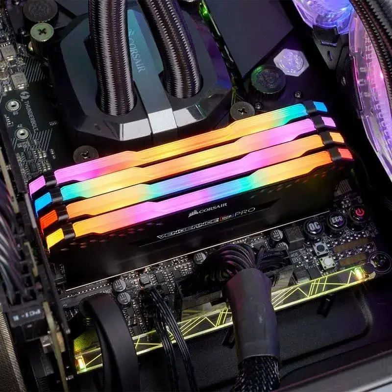 Corsair Vengeance RGB Pro 32 Go Kit 2x16Go DDR4 2666 MHz - vue 4