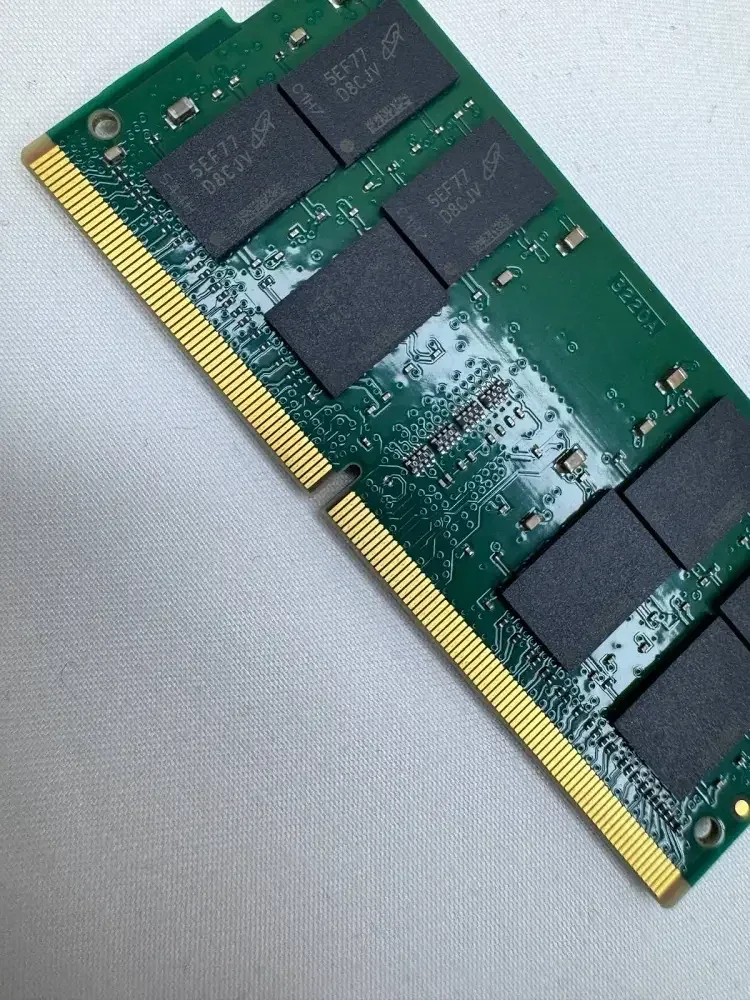 Crucial CB16GS3200 16 Go DDR4 3200 MHz - vue 5