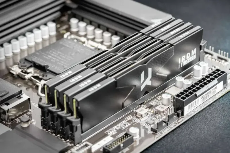 Goodram IRDM 32 Go Kit 2x16Go DDR5 6000 MHz - vue 4