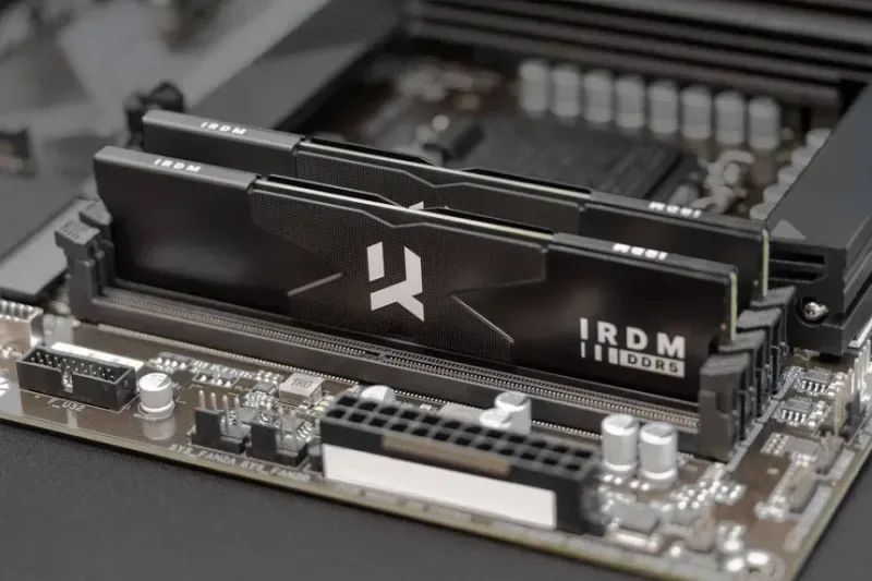 Goodram IRDM 32 Go Kit 2x16Go DDR5 6000 MHz - vue 5