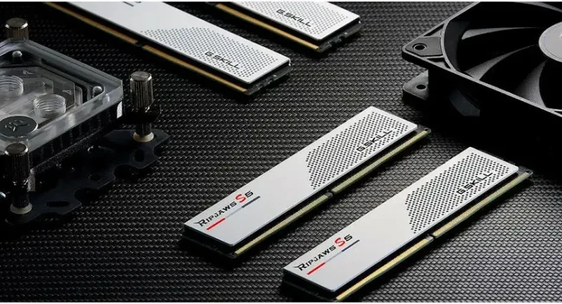 G.Skill 64 Go Kit 2x32Go DDR5 5600 MHz - vue 4