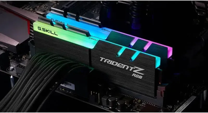 G.Skill Trident Z 32 Go Kit 2x16Go DDR4 3600 MHz RGB - vue 2