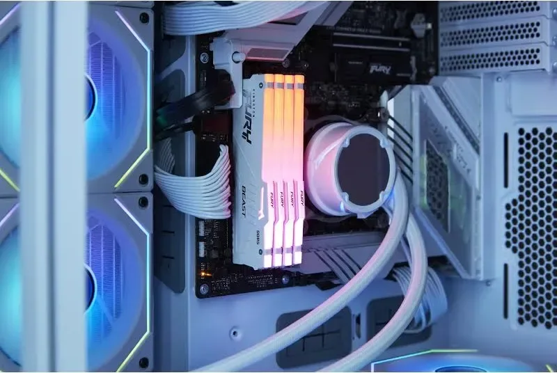Kingston Fury Beast 16 Go DDR5 6400 MHz RGB - vue 5