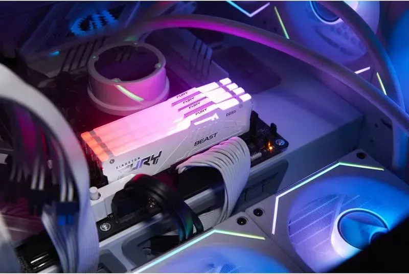 Kingston Fury Beast 32 Go DDR5 6400 MHz RGB - vue 5