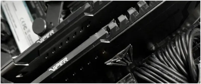 Patriot Viper Steel 32 Go Kit 2x16Go DDR4 3600 MHz - vue 4