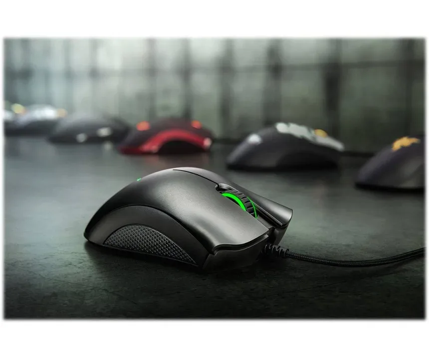 Razer DeathAdder Essential Noir - vue 4