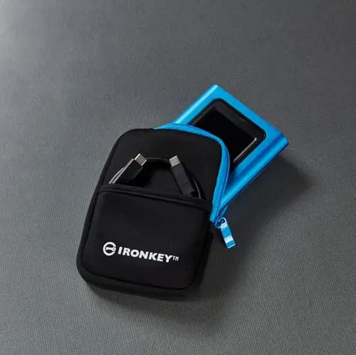 Kingston IronKey Vault Privacy 80 1920 Go - vue 4