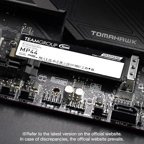 SSD Team Group MP44 2 To - vue 3